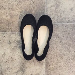 Ballet flats